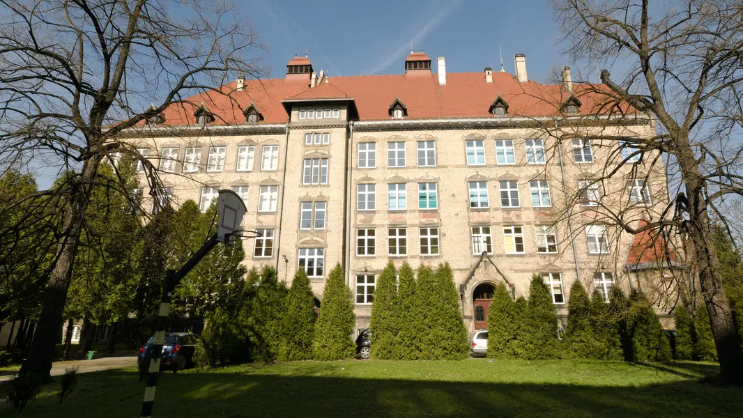 Szkoła ZSZ nr 5
